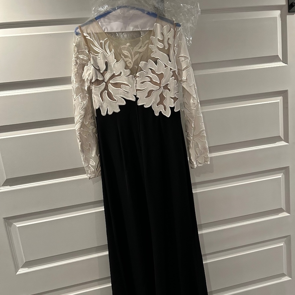 Tadashi Shoji Embroidered Long Sleeve Evening Gown
